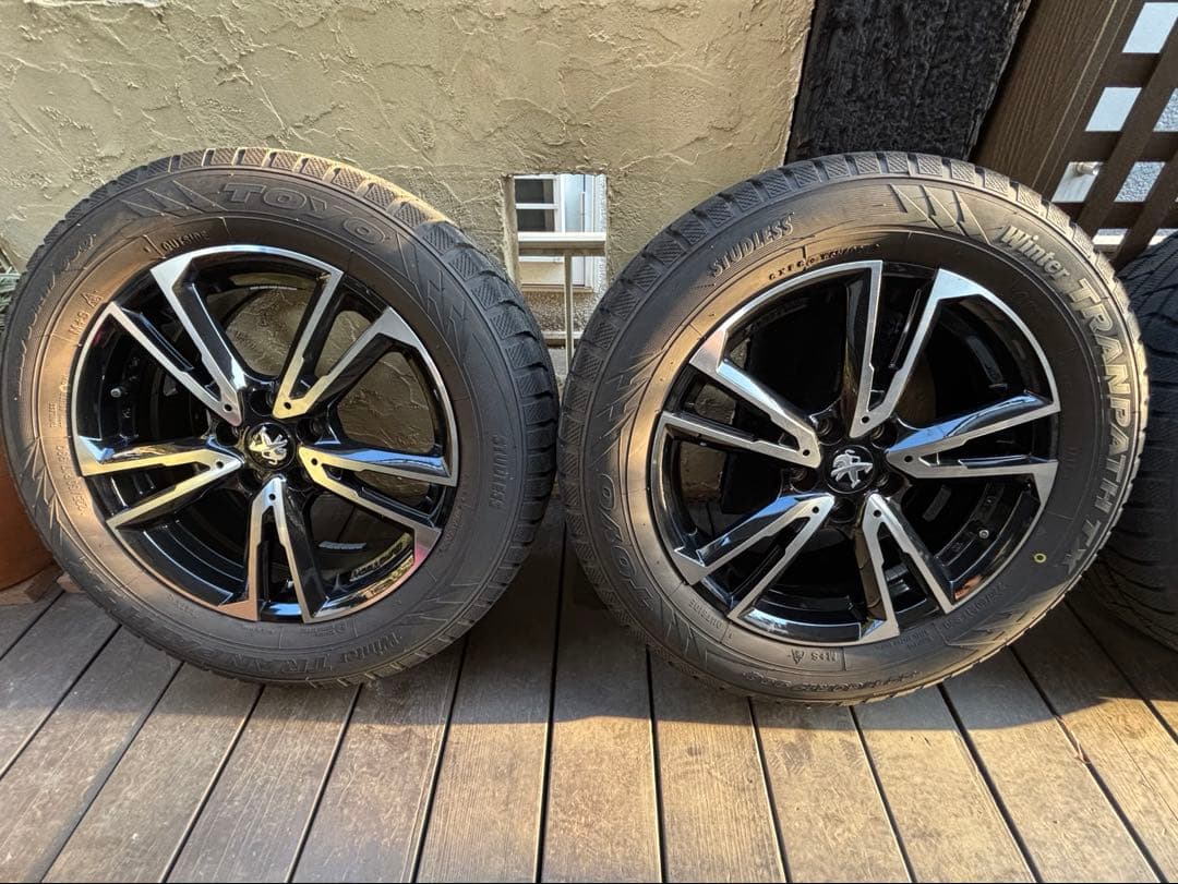 プジョー3008 スタッドレスタイヤセット　225/60 R17 2024年製