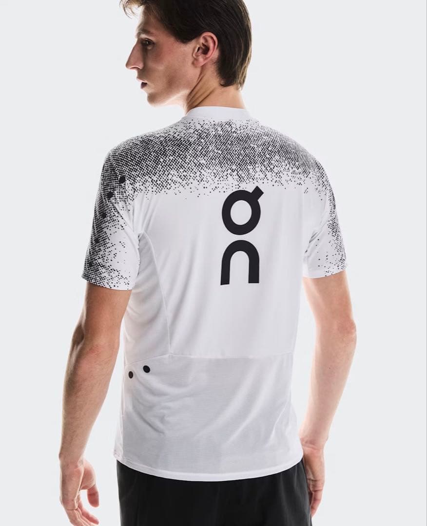 オンOn Ultra-T メンズS ランニングシャツ