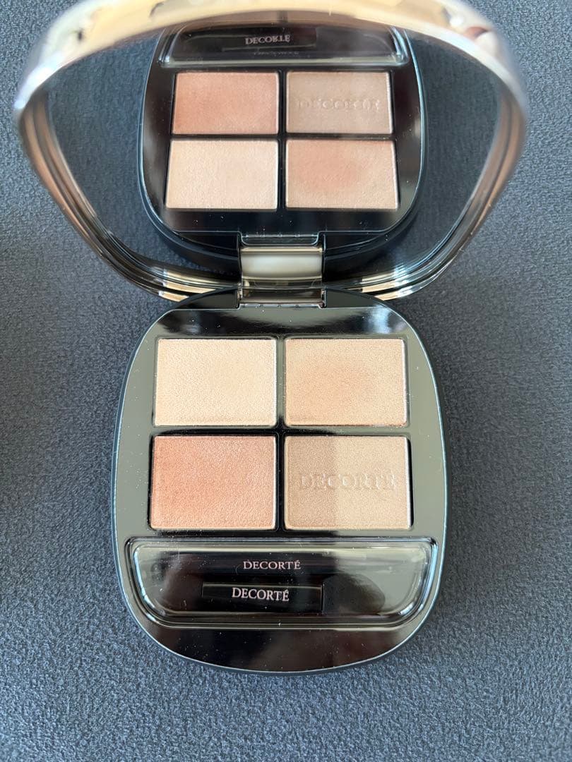 コスメデコルテ◇スキンシャドウ デザイニングパレット 09