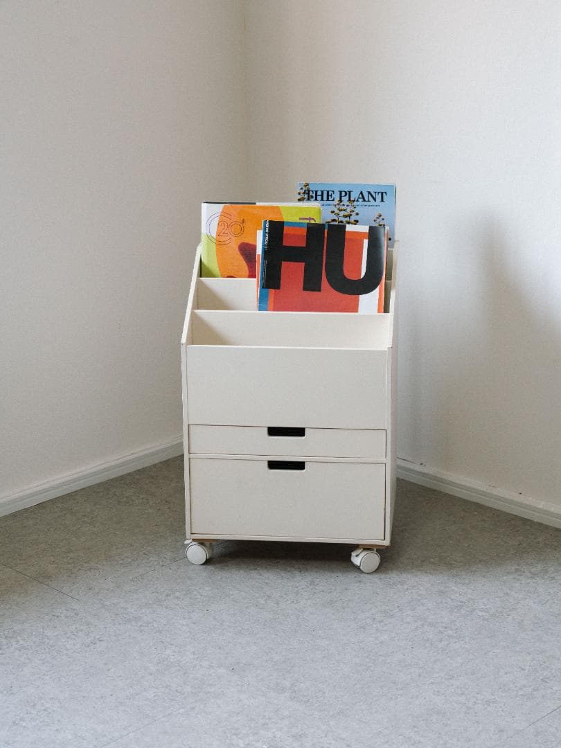 【太郎】マガジンラック・ブックシェルフ 本棚 ワゴン レトロ