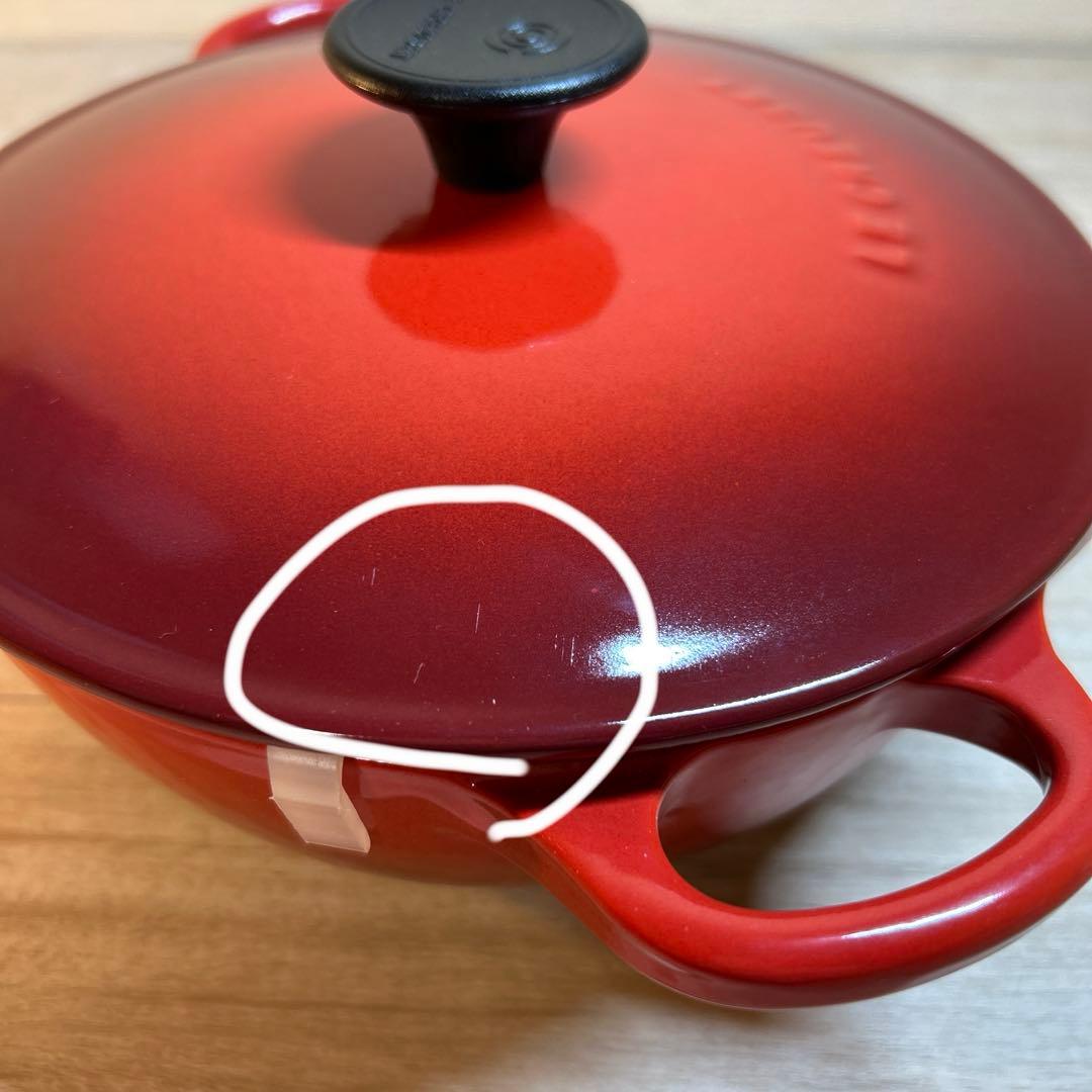 未使用保管品　ルクルーゼ　マルミット　18cm チェリーレッド　両手鍋　鍋