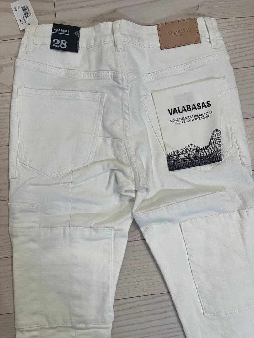VALABASAS バラバサス スキニーフレアデニム ホワイト新品 28