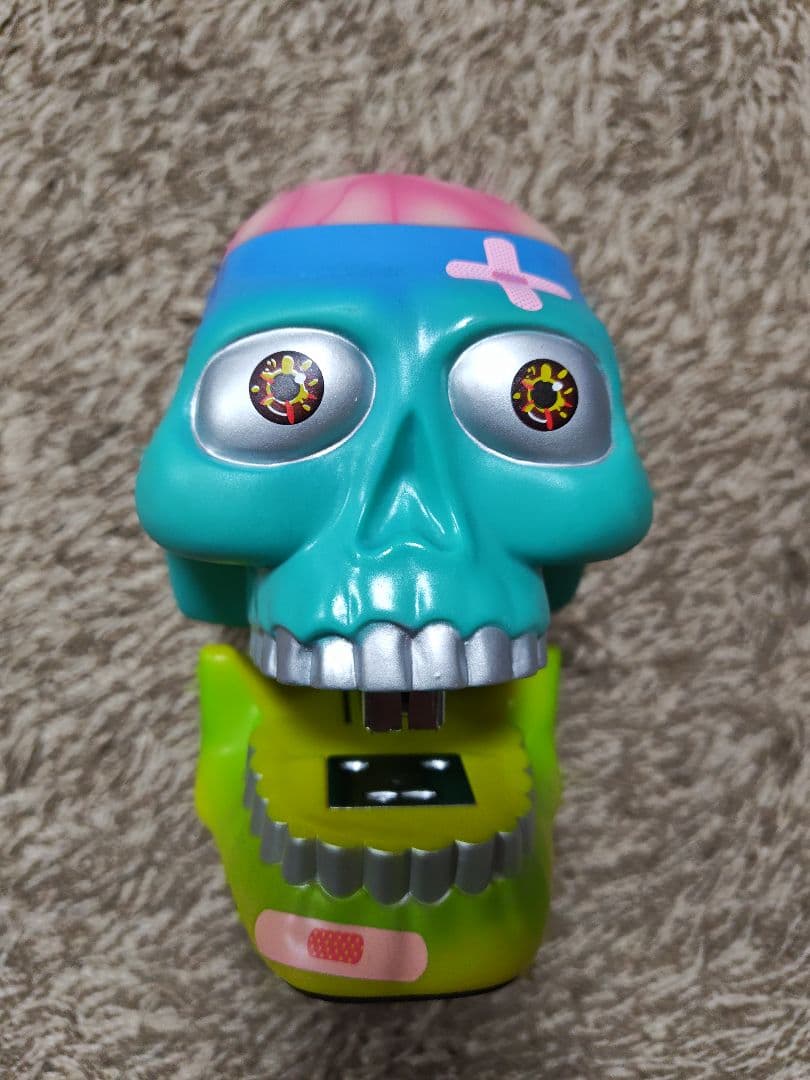 NAT08様用ピローヌ　スカル小物入れ　ホチキス