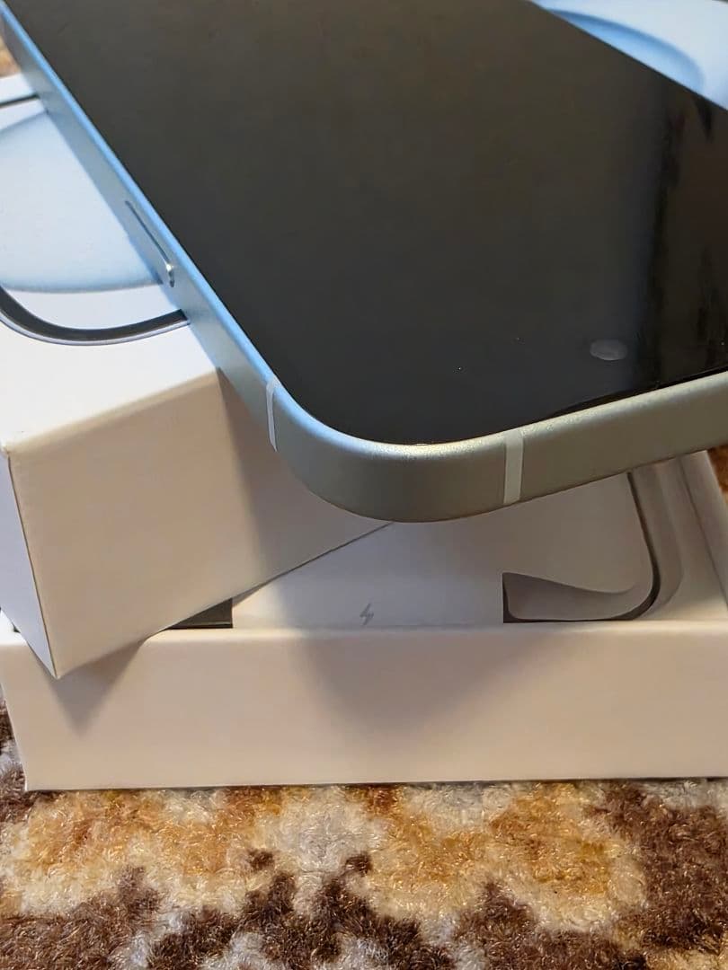 Apple iPhone15 256GB ブルー SIMフリー 美品