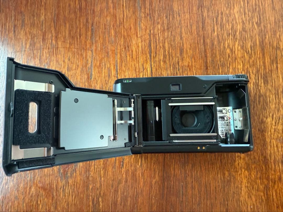 D*.様 試写あり　CONTAX T2 Limited Black コンタックス