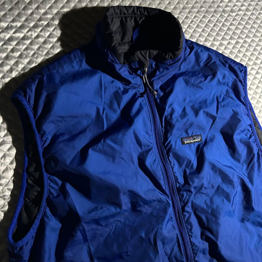 ピ*ィ様 00s Patagonia パフボールベスト 青 ジップアップ 中綿