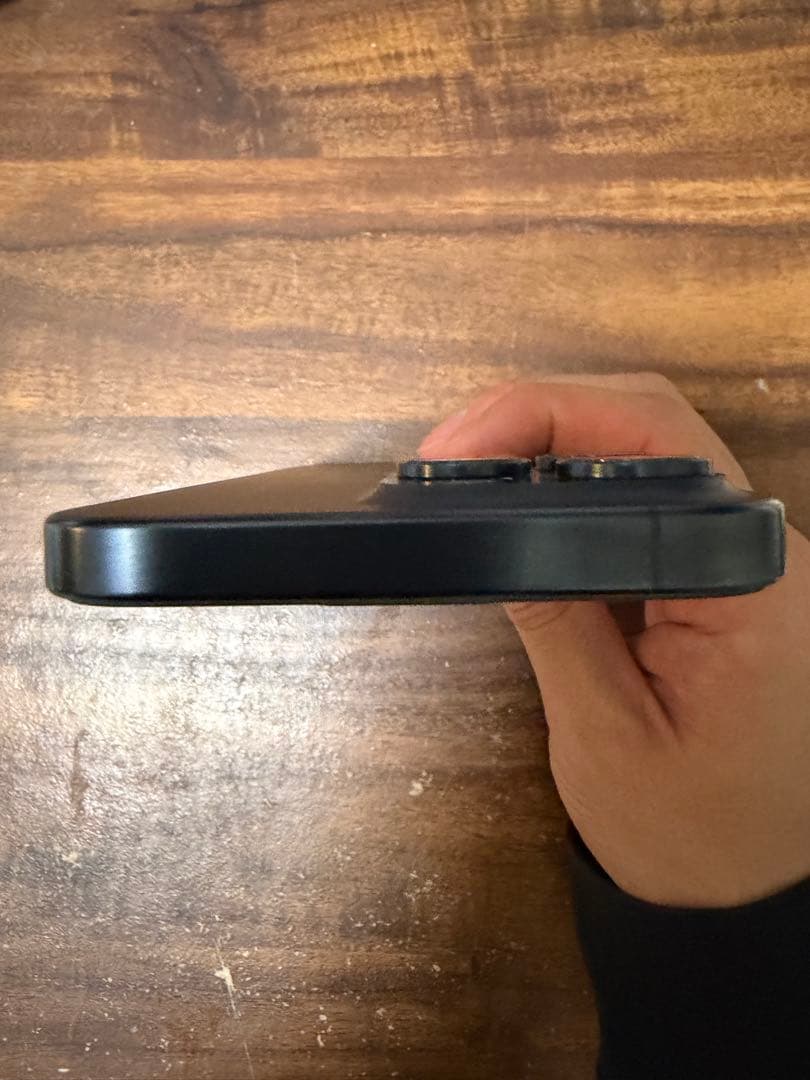 Apple iPhone 15 Pro Max 512GB本体