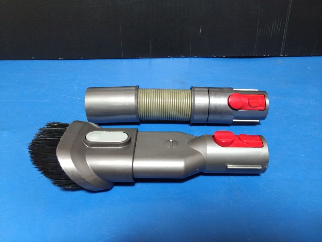 大人気モデル！dyson‼️デジタルスリムフィラフィ SV18収納ブラケット付③