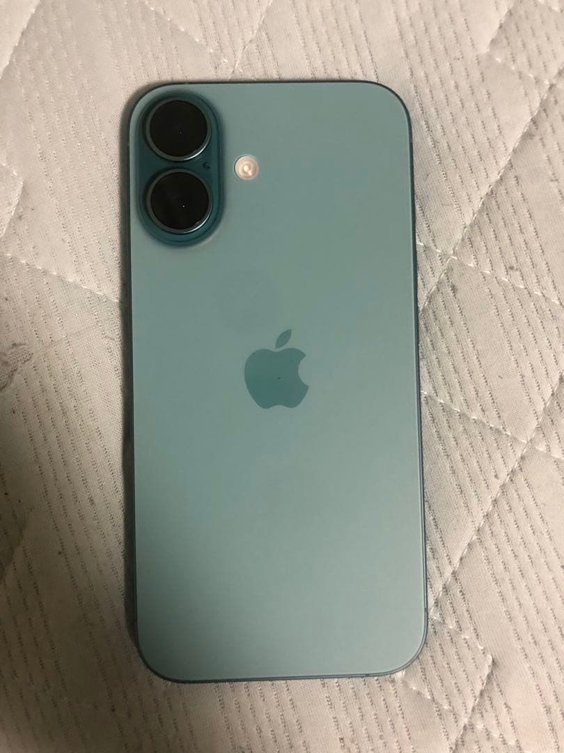 Apple iPhone 16 本体　128GB