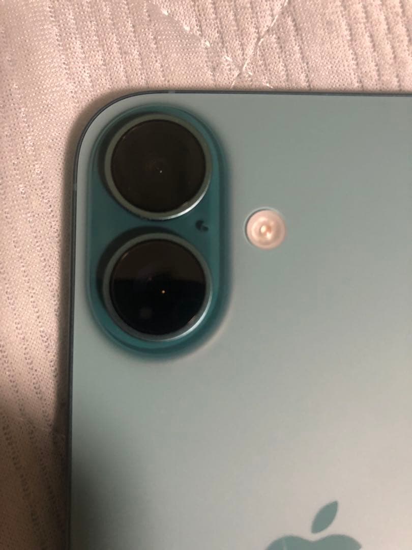 Apple iPhone 16 本体　128GB