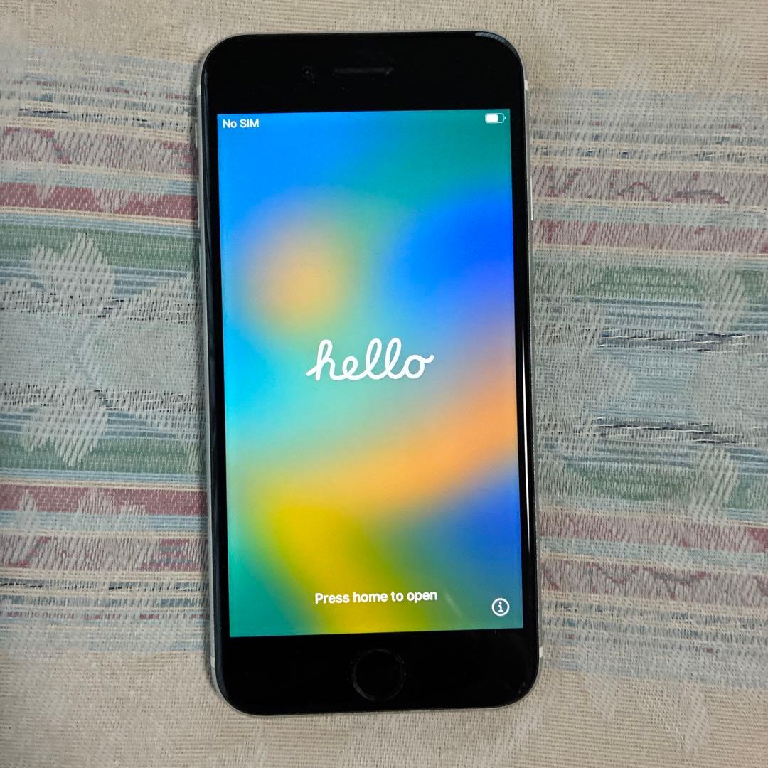 ⭐️美品⭐️iPhone SE第二世代　128GB ホワイト箱あり