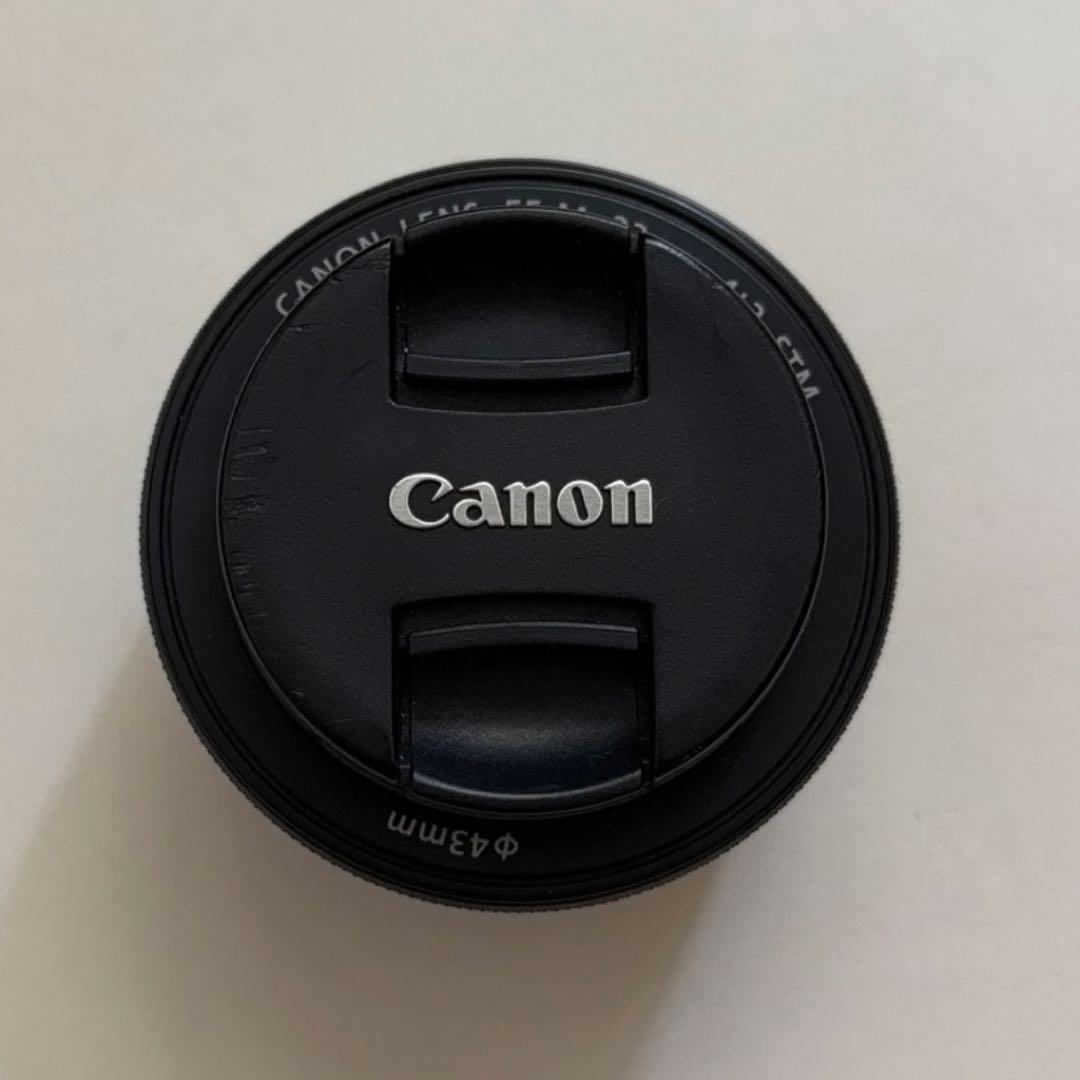 EOS M5 ボディー & Canon 単焦点広角レンズ EF-M22mm F2