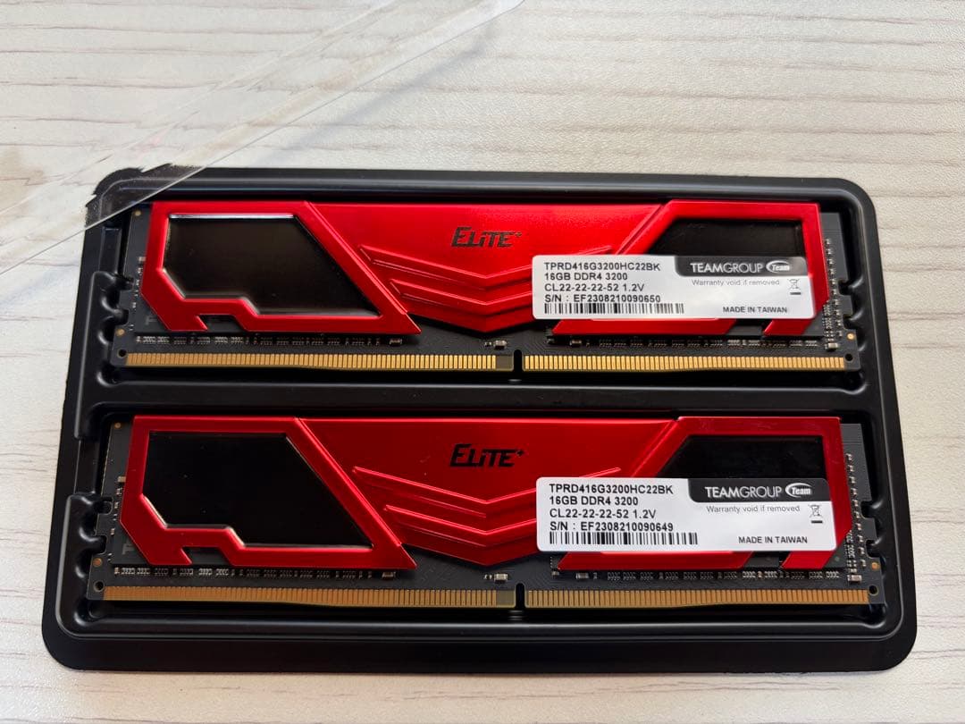 メモリー TEAMGROUP Elite DDR4 16GB 3200MHz