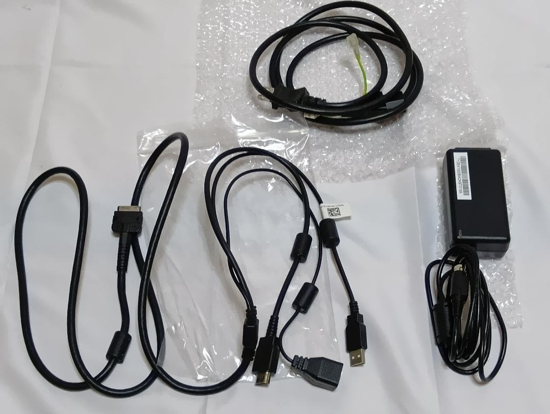 中古｜美品｜ペン欠品｜Wacom Cintiq 16｜DTK1660K1D