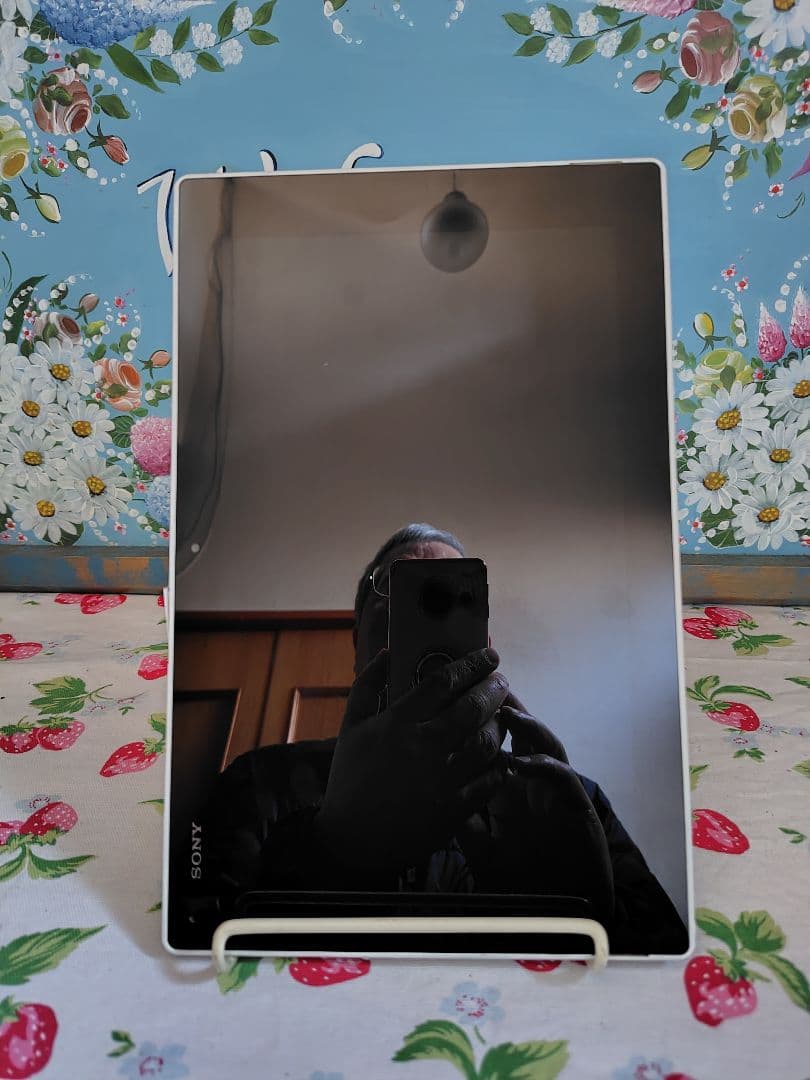 ソニー　高音質　タブレット　SGP512 Xperia Z2 　SONY