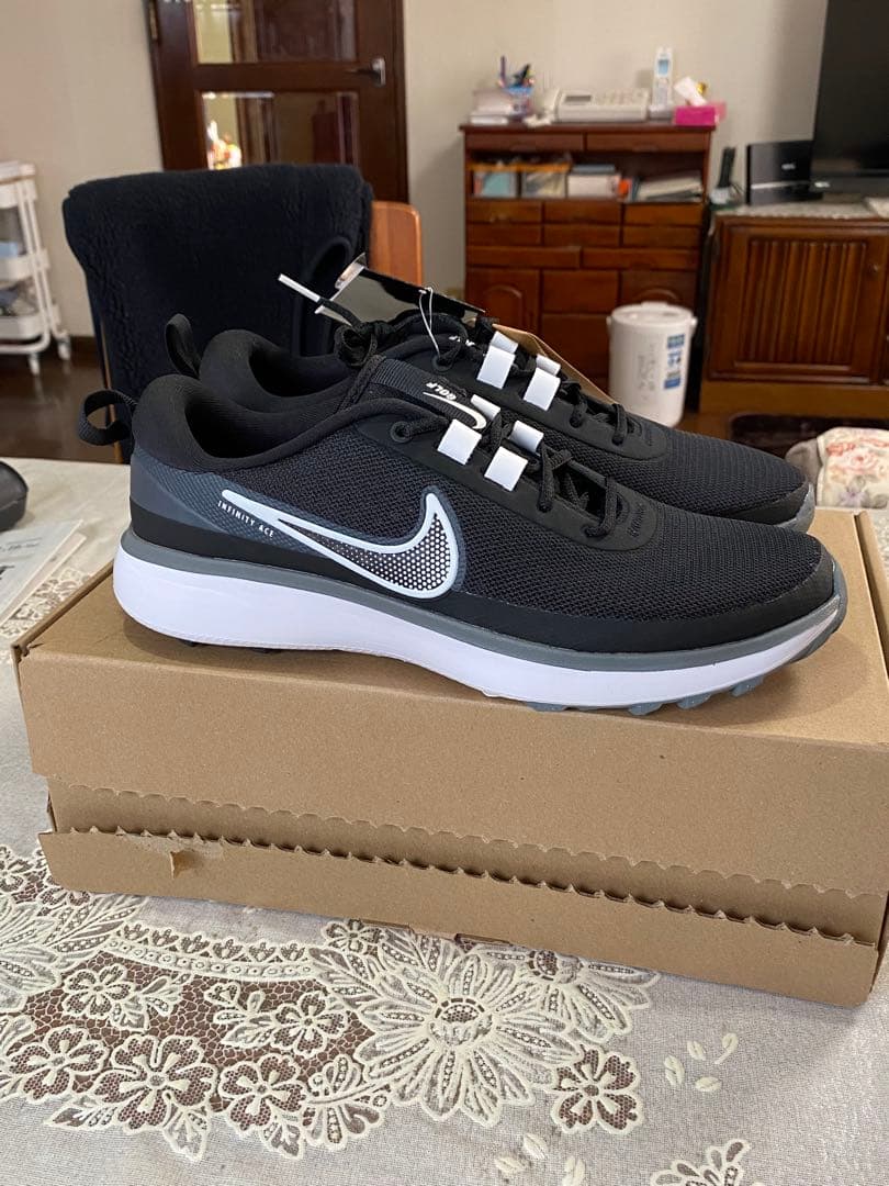 【新品】ナイキ／インフィニティ ACE NN W ／25.5cm