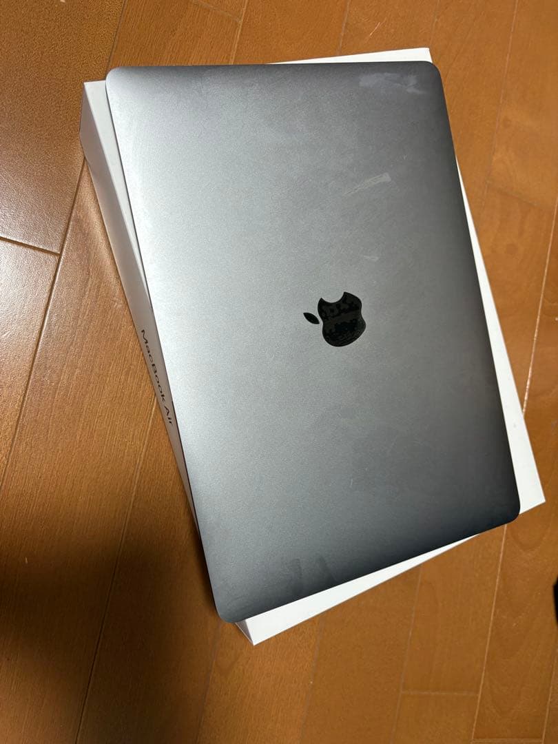Apple MacBook Air (シルバー) 8GB
