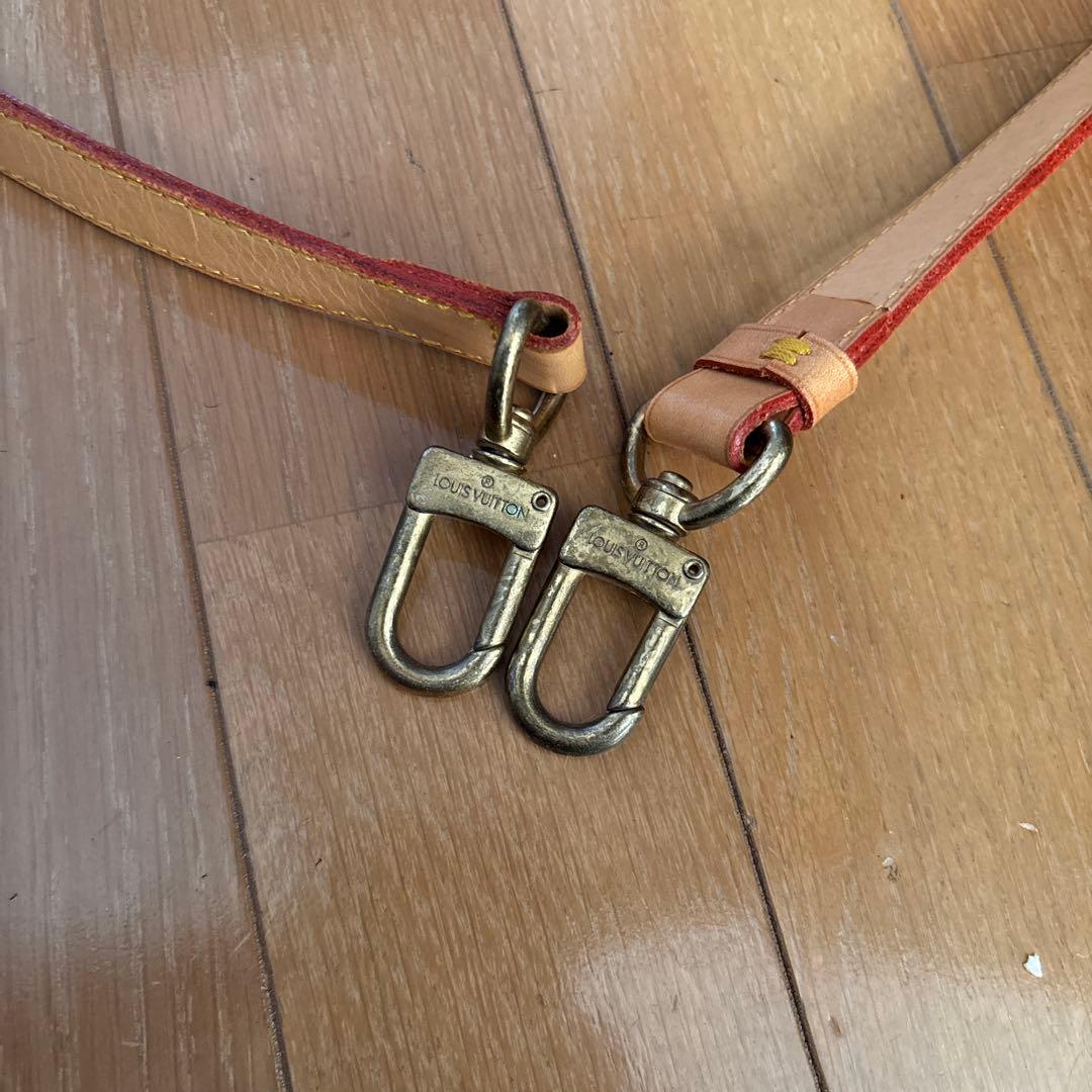 ルイヴィトン　ショルダーと付属品