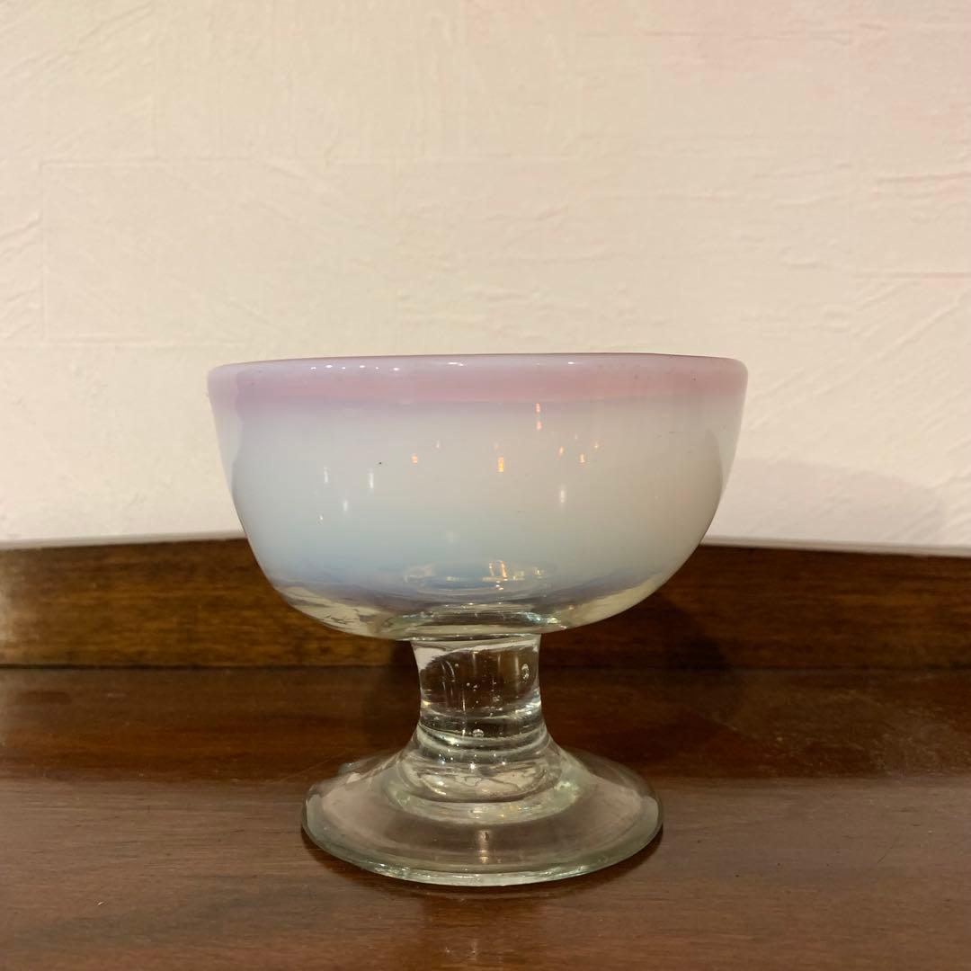 氷コップ ウランガラス 白乳 レトロガラス グラデーション デザートカップ