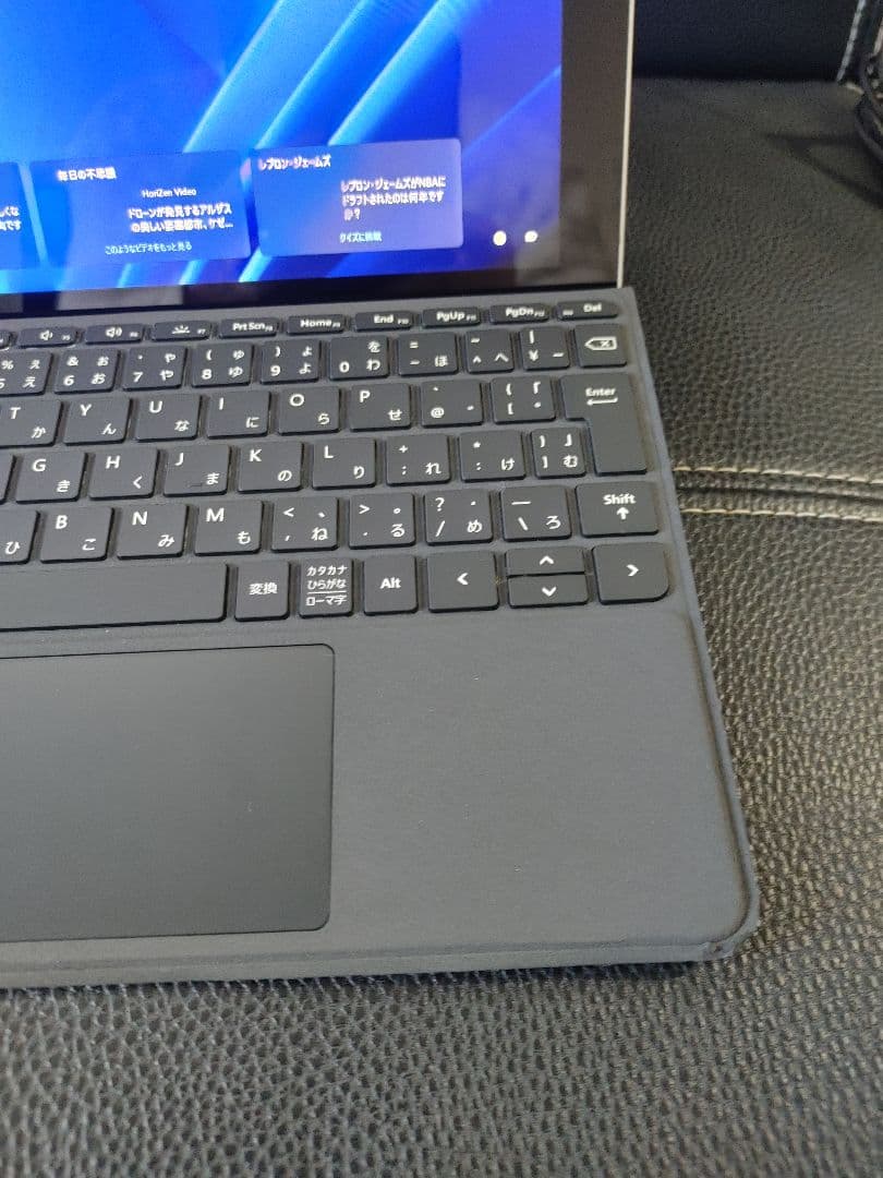 Surface Go 128GB/8GB 純正キーボード・アダプター付