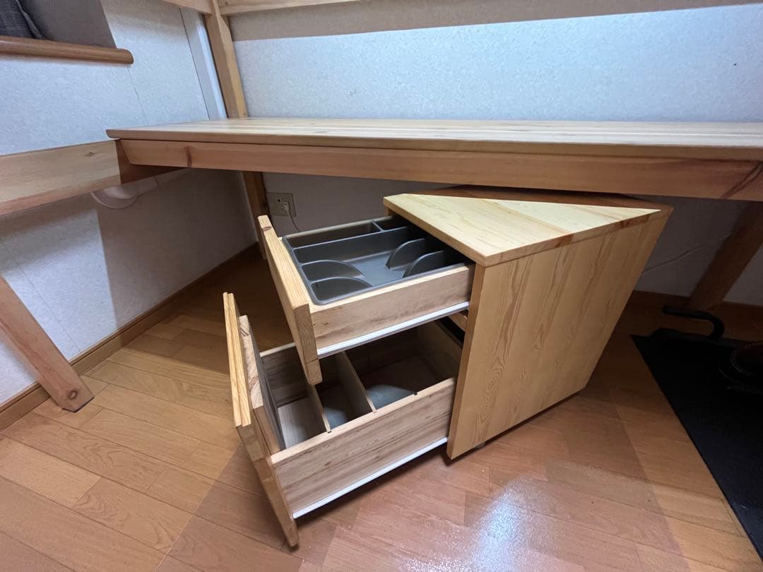 無印良品パイン材ロフトベッド　デスク・チェア・キャビネット付き　年内引き取り限定