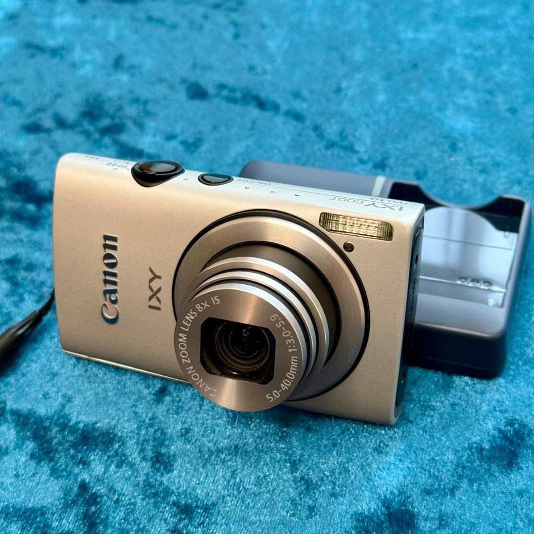 Canon IXY 600F キャノン コンパクトデジタルカメラ