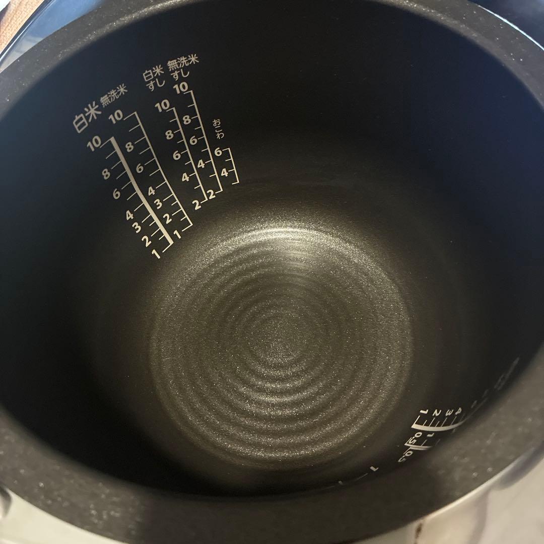 【高年式】東芝 真空圧力IH炊飯器 1升（10合）RC-18KGW 2024年製