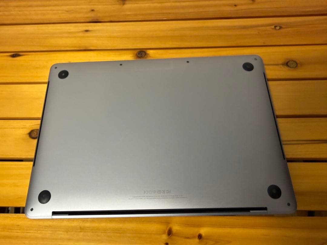 MacBook Pro 2016 13インチTouch Bar +ID ＊86