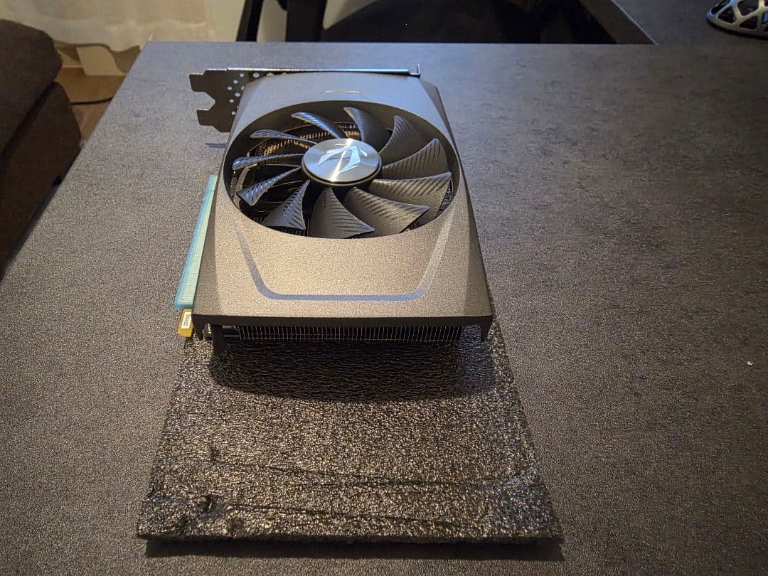 グラフィックボード・グラボ・ビデオカード ZOTAC GAMING GeForce RTX 4060 8GB