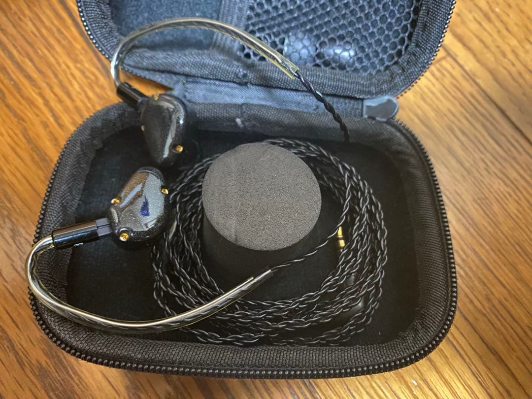 イヤホン NobleAudioKaiser10 UniversalBlackSparkle