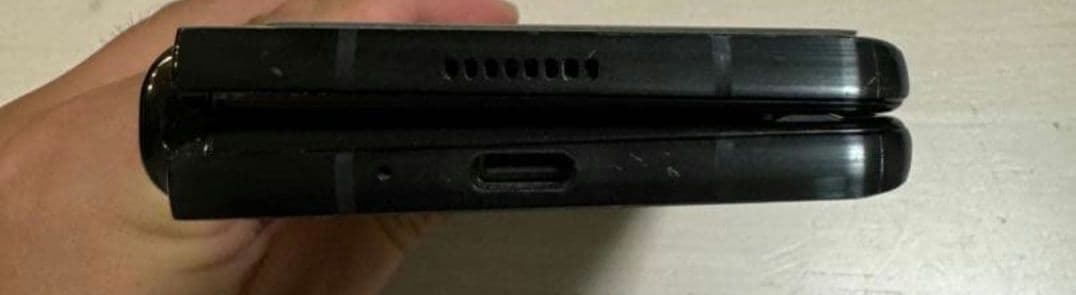 値下げ Galaxy Z fold 2 simフリー 海外版