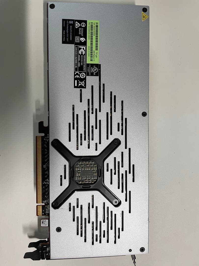 Radeon vii ジャンク品　グラフィクスカード