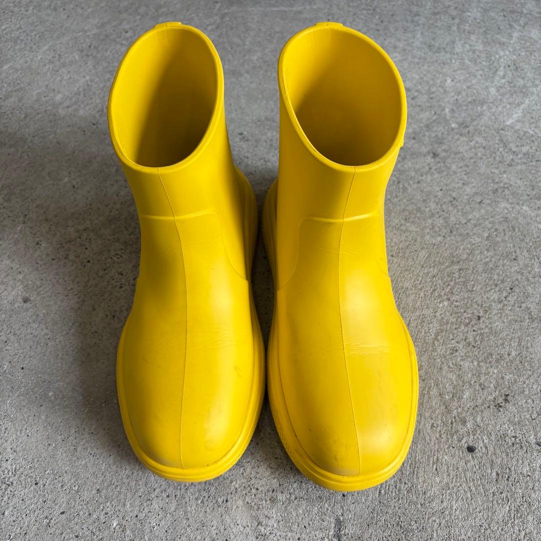 PRADA イエロー レインブーツ