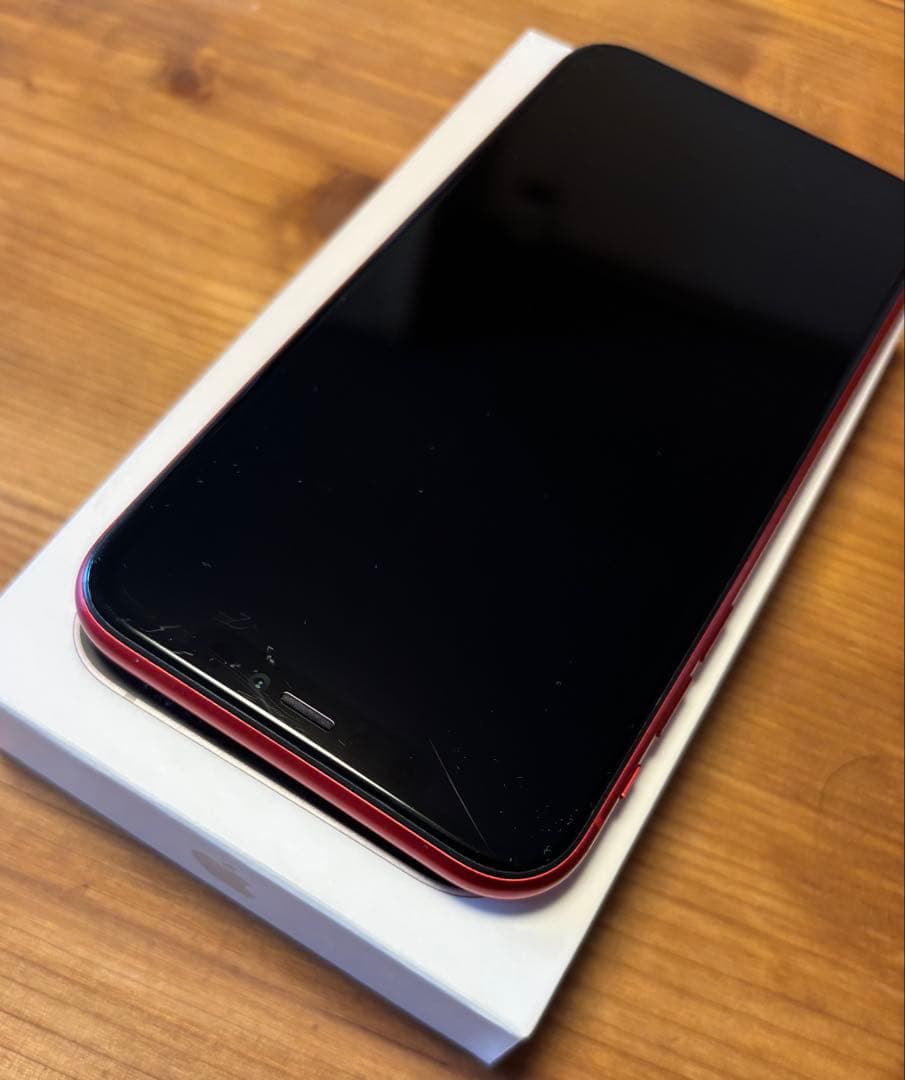 訳あり iPhone11 64g SIMフリー RED バッテリー82%