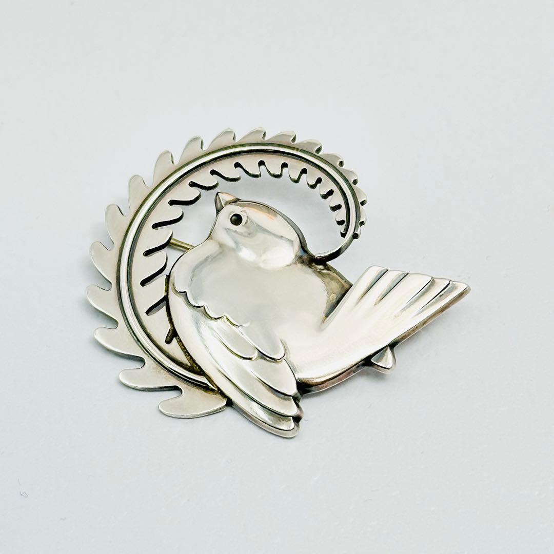 美品　  309 シルバーブローチ　バード　鳥　リーフ　葉