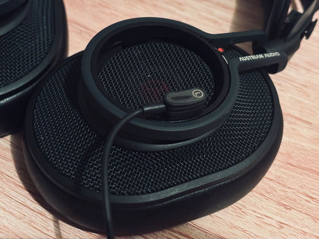 ヘッドホン Austrian Audio The Composer