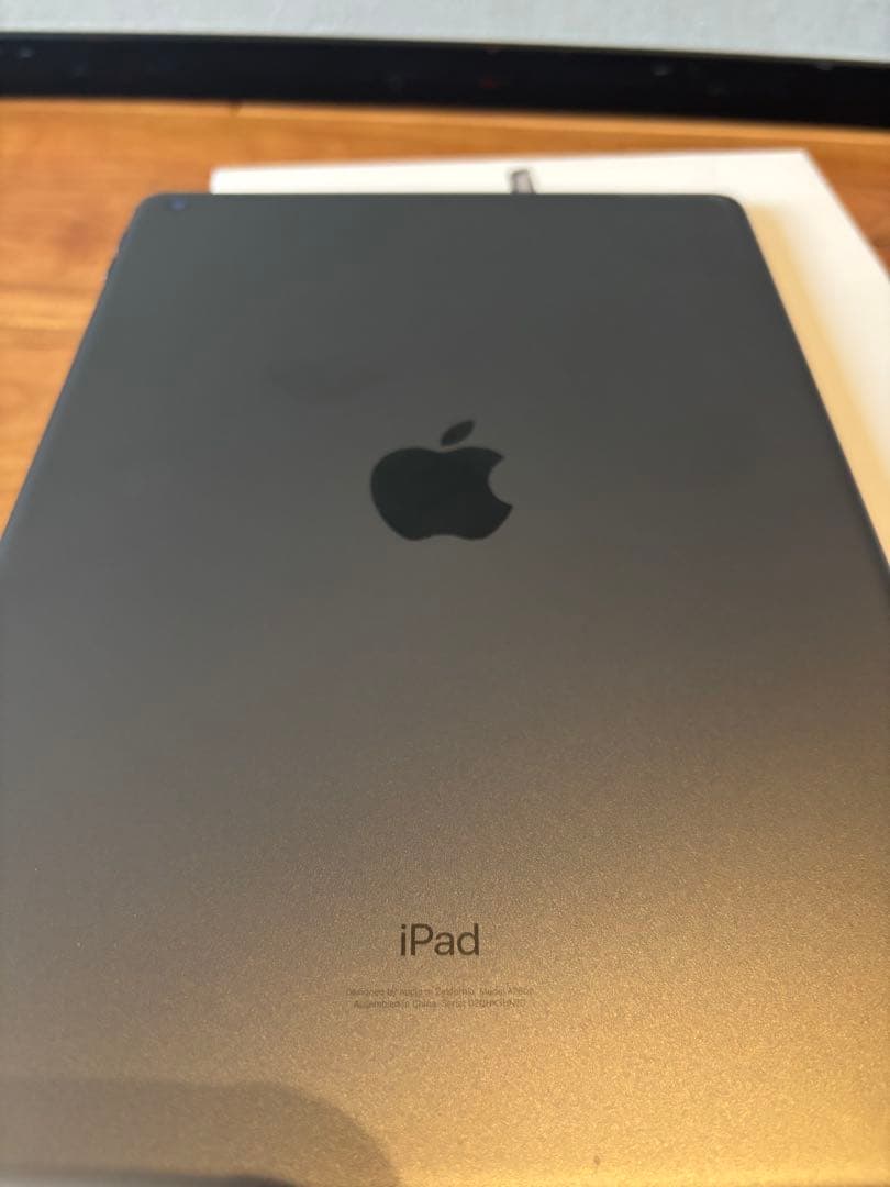 iPad (第9世代) 64GB Wi-Fiモデル　スペースグレー