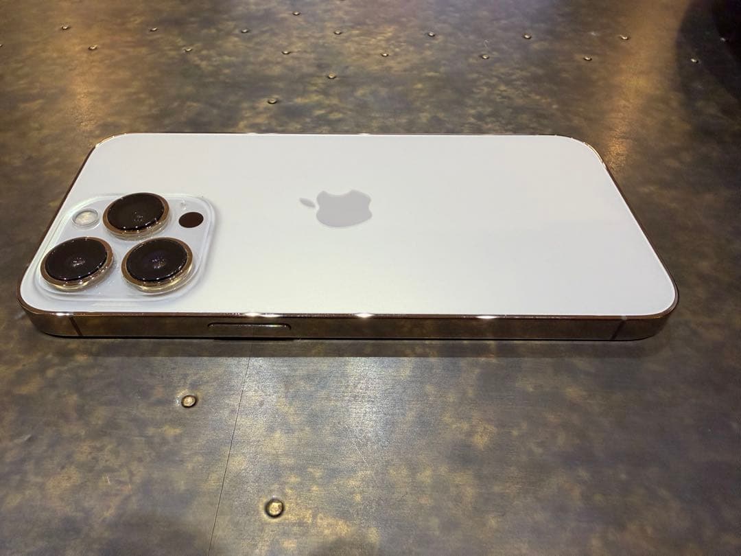 iPhone 13 Pro 256GB ゴールド 本体のみSIMフリー