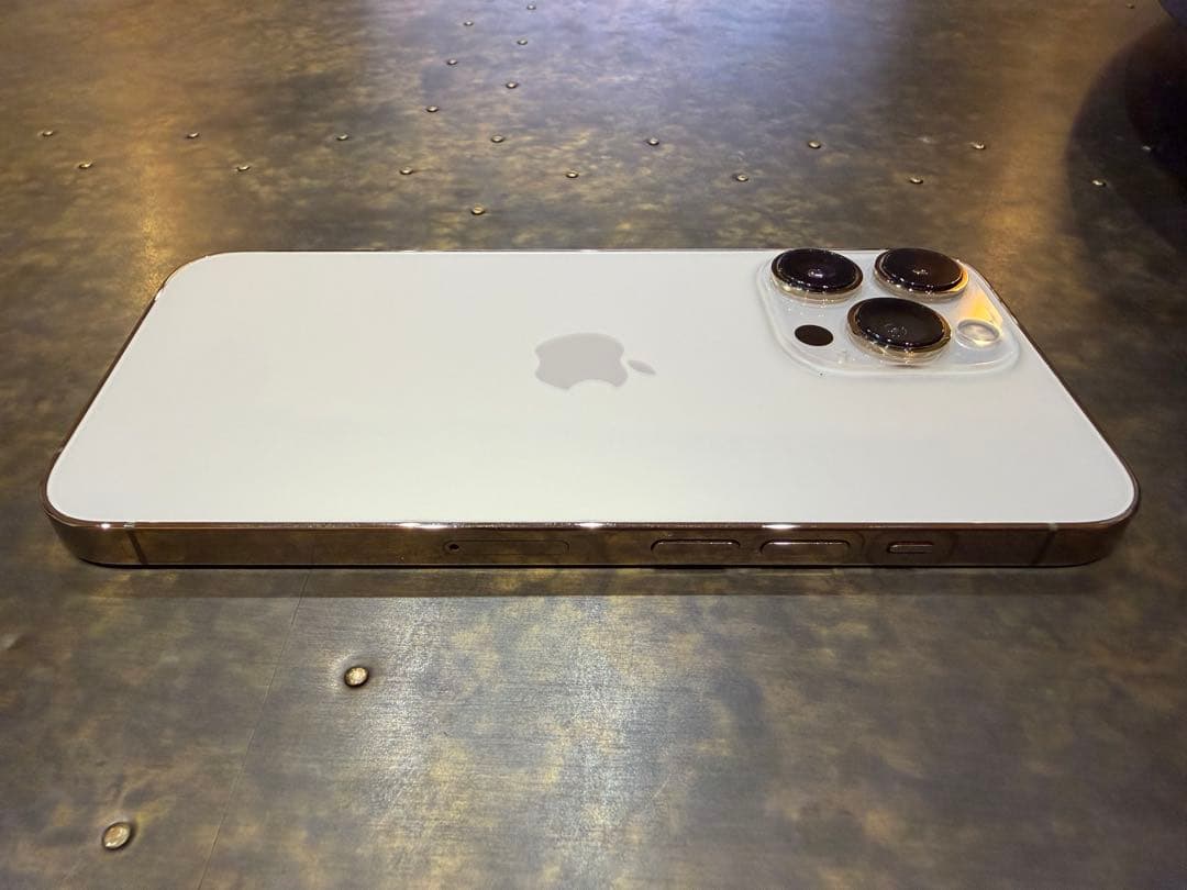 iPhone 13 Pro 256GB ゴールド 本体のみSIMフリー