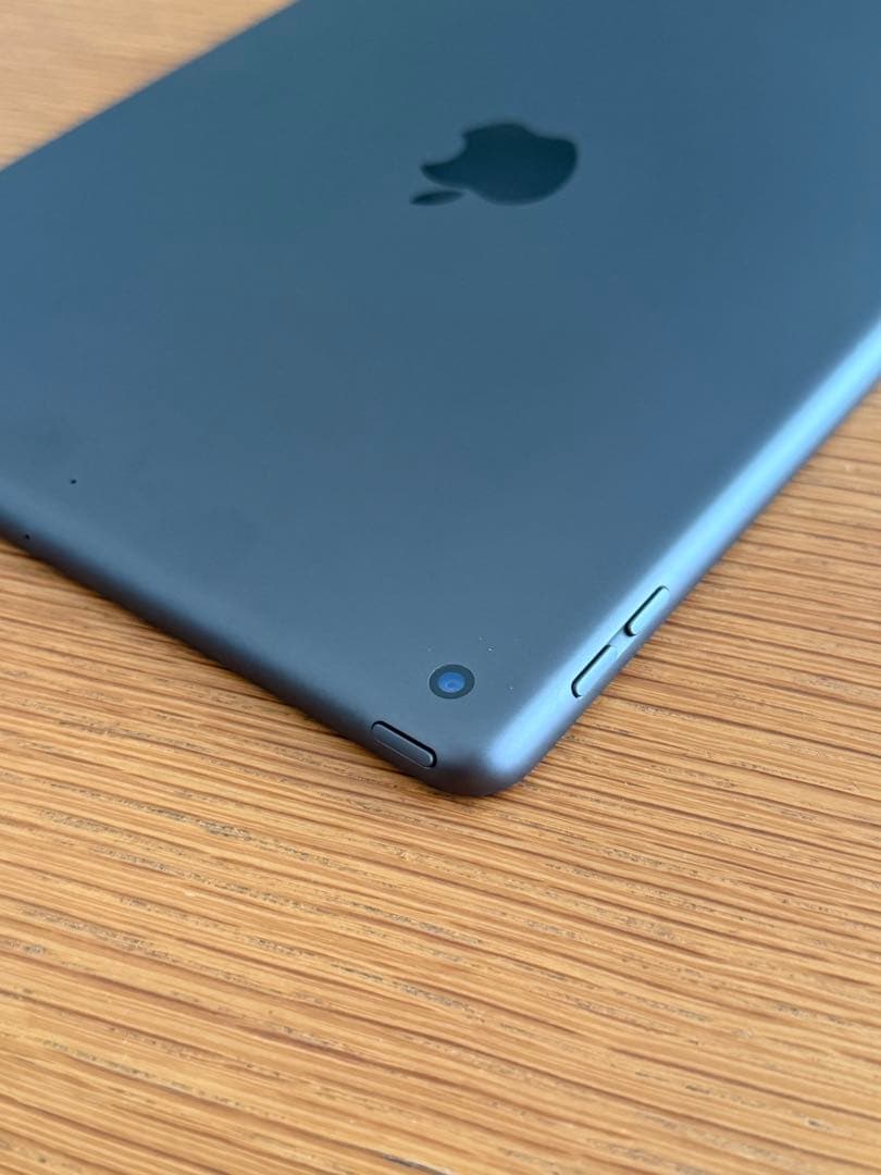 iPad 第９世代 64GB WiFiモデル MK2K3J/A スペースグレイ