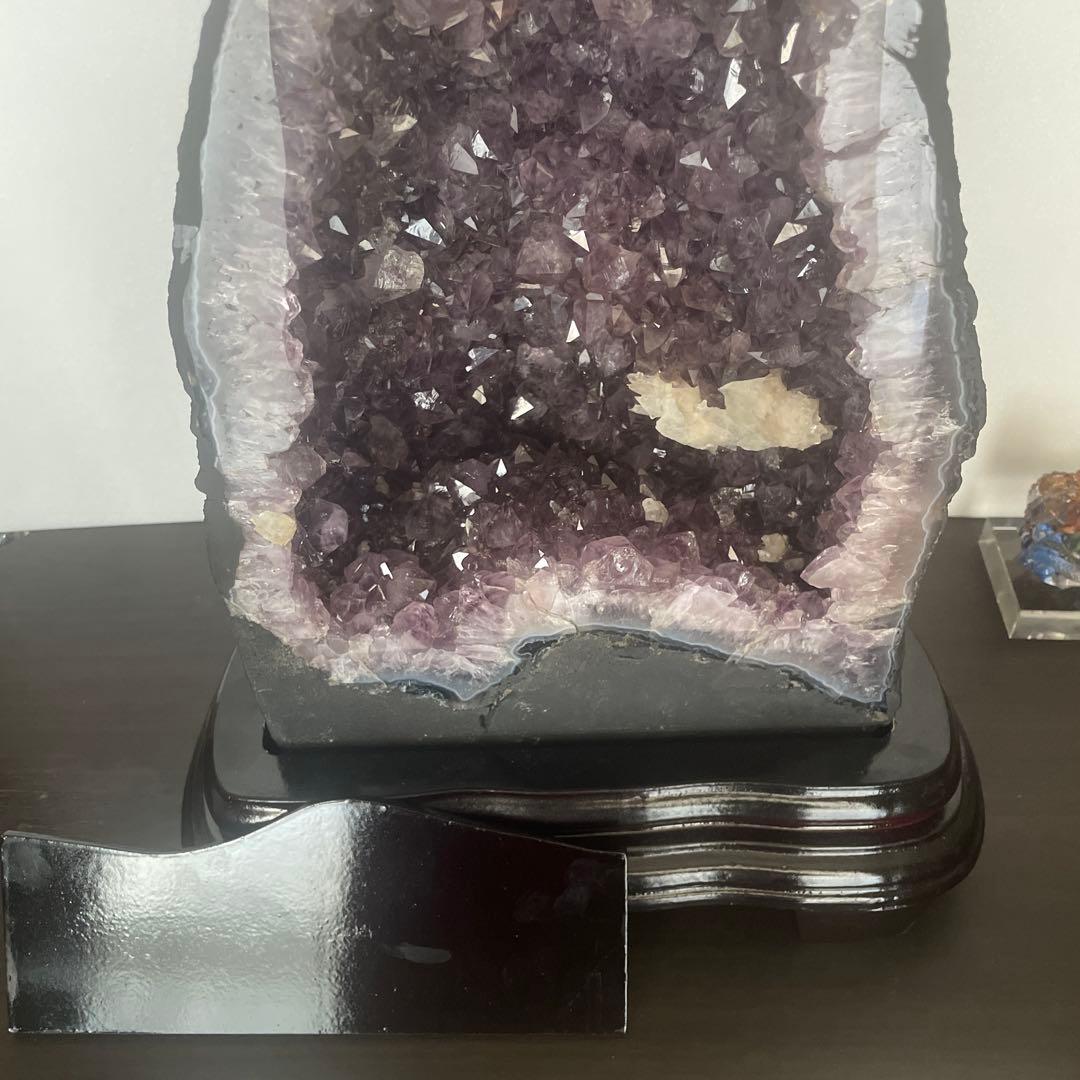 ⭐︎ウルグアイ産アメジストドーム　カコクセナイト　カルサイト共生