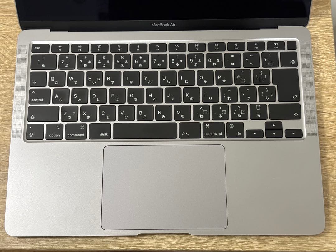 M1 MacBook Air 16GBメモリ 256GBストレージ