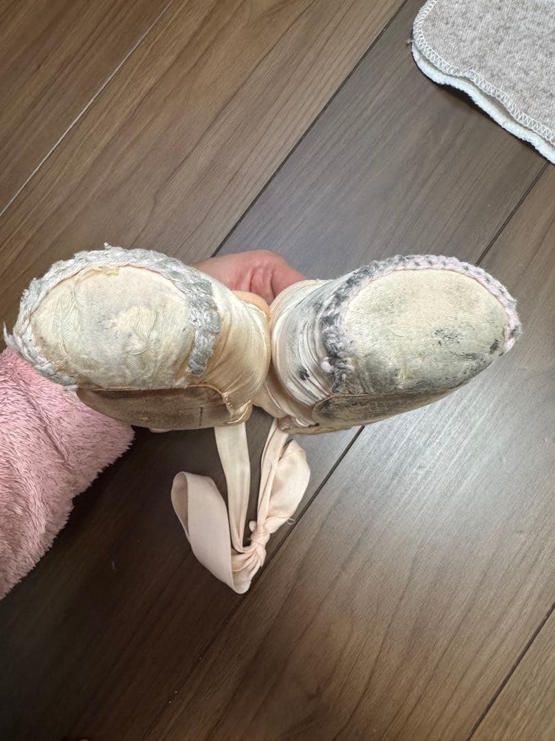 サイン入りトゥシューズ　マリアネラヌニェス　フリード