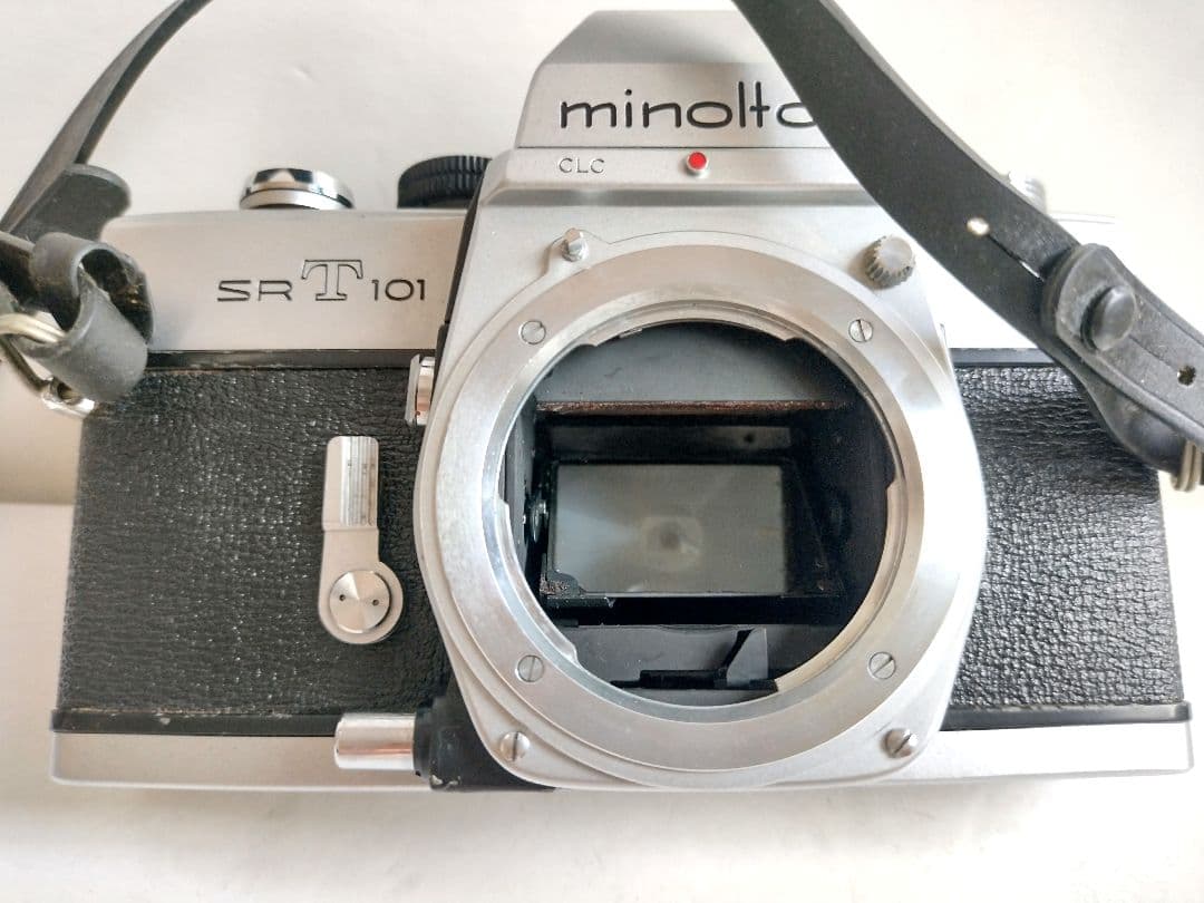 173【匿名配送】 ミノルタ SRT101 一眼レフ フィルムカメラ 露出計OK