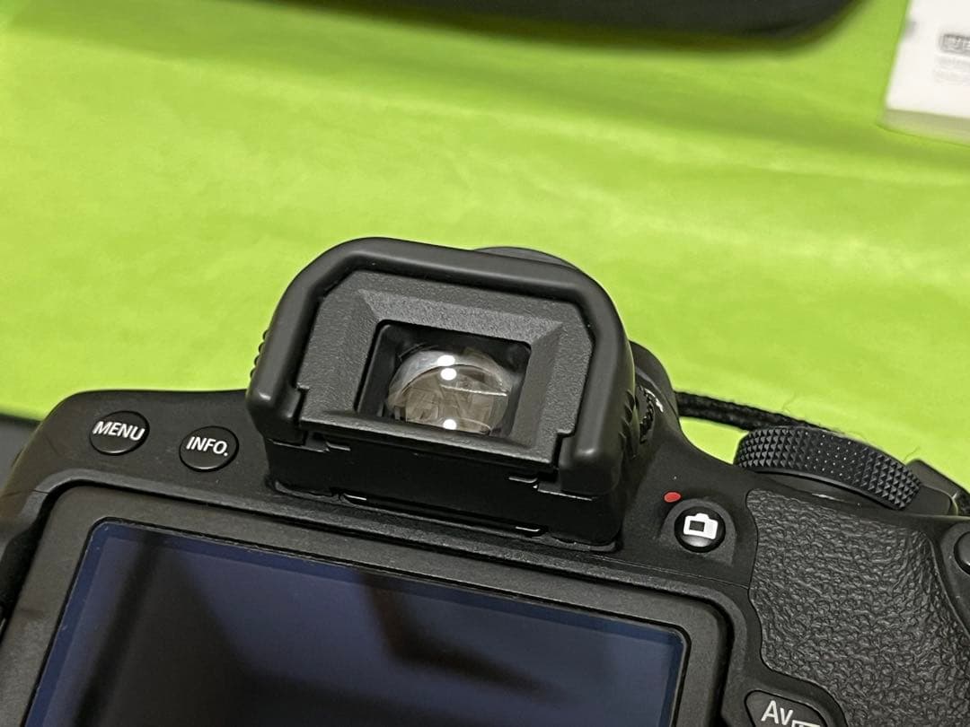 【美品】CANON キャノン EOS Kiss X8iレンズキット フルセット