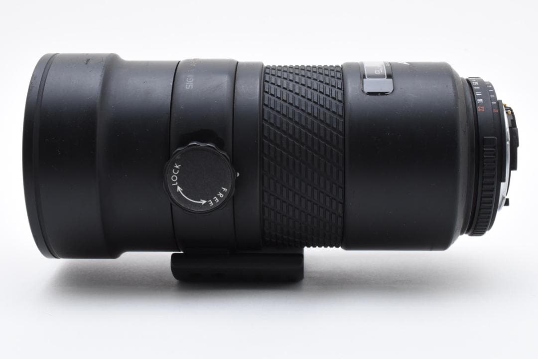 ニコン用 Sigma AF 180mm f2.8 APO Macro 4957