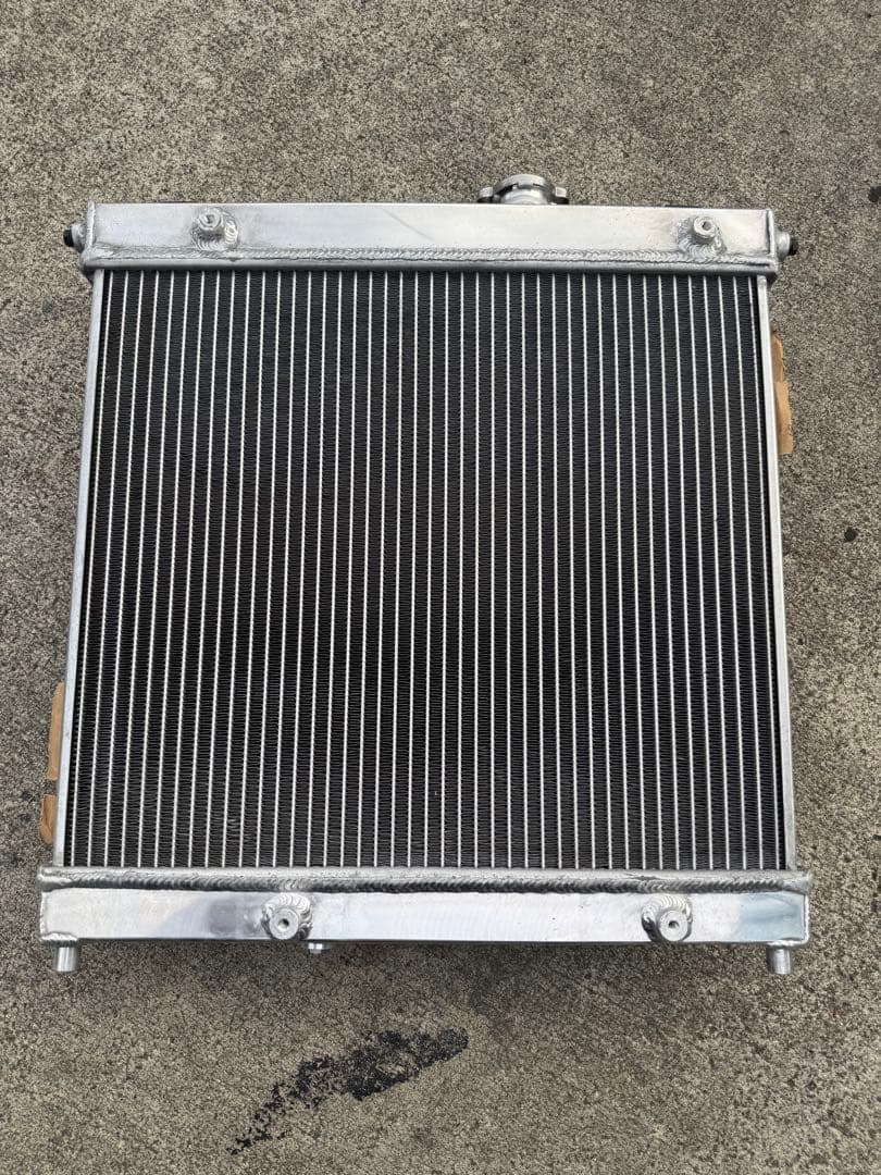 ジムニー jb64w jb74w MT車用　グレッティ　アルミラジエター