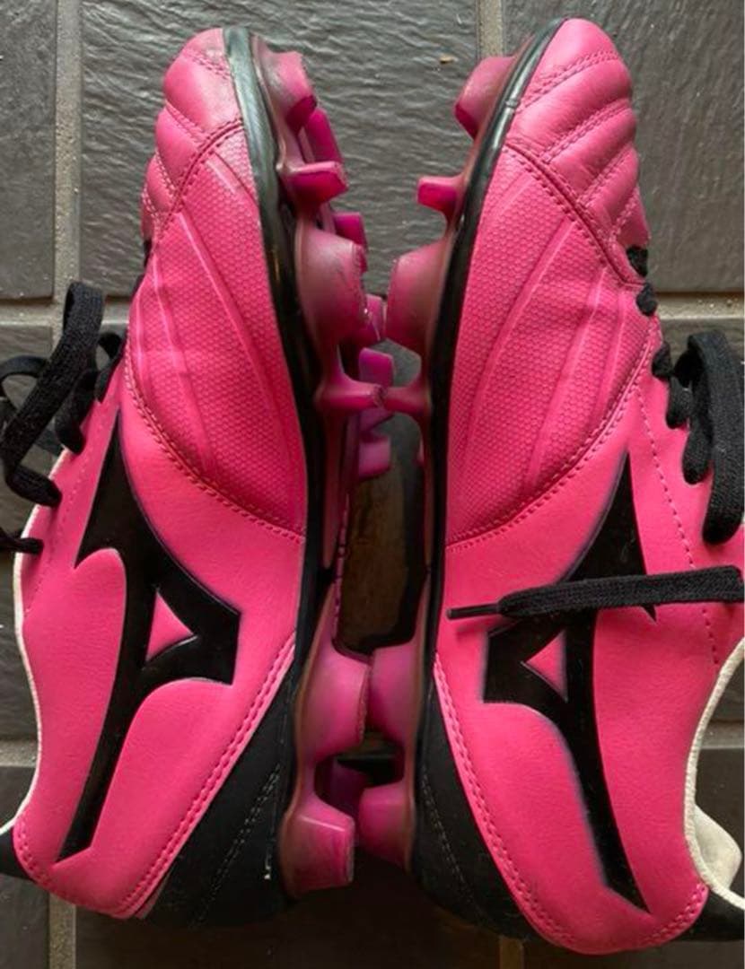 サッカースパイク　ミズノ