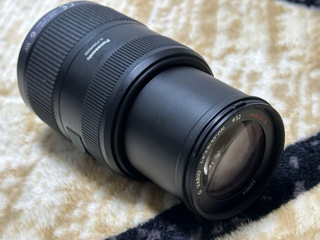 ズームレンズ 45-200mm MEGA O.I.S.