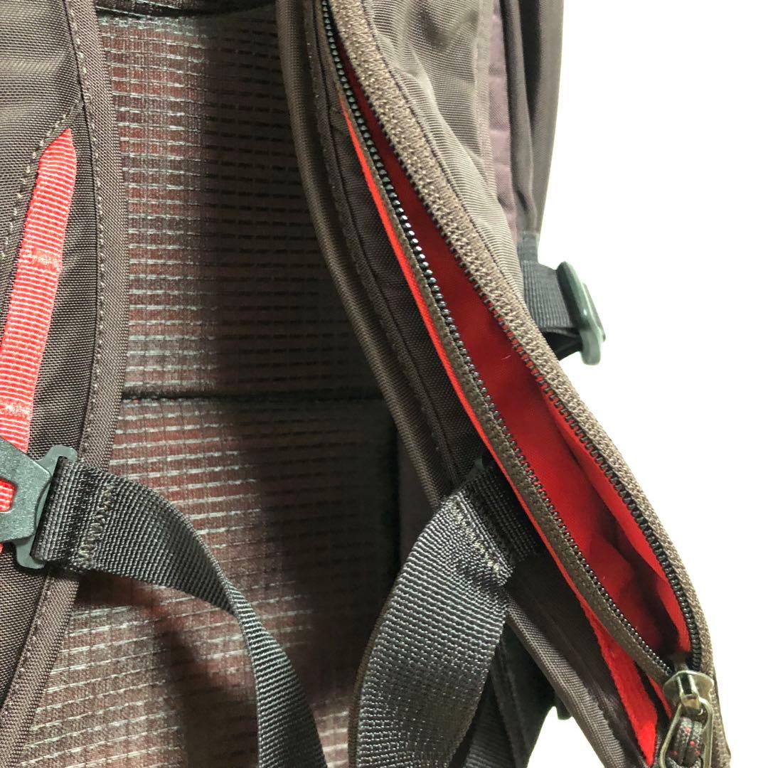 美品　廃盤レア　パタゴニア　スノードリフター　20L スノーボード着用可